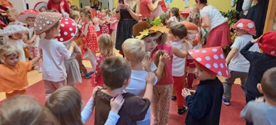 Bal jesienny – Raz dwa trzy –  jakiego Grzyba wybierasz ty ….