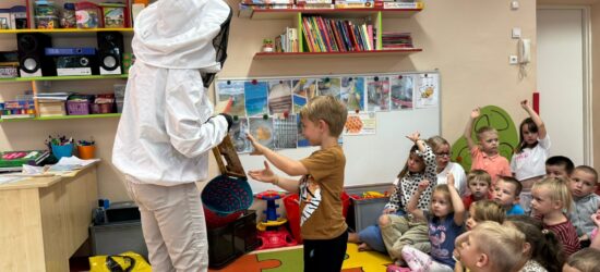 Zajęcia edukacyjne – pszczoły i praca pszczelarza